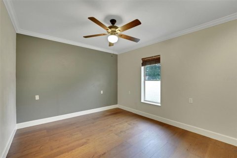 Propiedad comercial en alquiler en Mount Dora, Florida, 105.63 m2 № 1901194 - foto 15