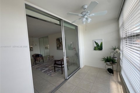 Купить кондоминиум в Санрайз, Флорида 1 спальня, 59.46м2, № 2091089 - фото 28