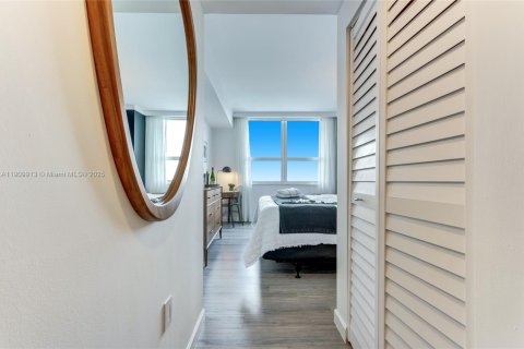 Condominio en venta en Miami, Florida, 1 dormitorio, 63.08 m2 № 1967133 - foto 8