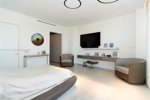 Снять в аренду кондоминиум в Майами-Бич, Флорида 3 спальни, 181.35м2, № 1957987 - фото 26