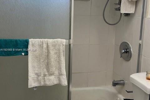 Купить кондоминиум в Майами, Флорида 1 спальня, 75.53м2, № 2054252 - фото 4