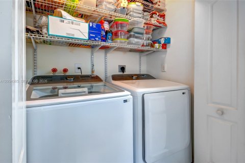 Villa ou maison à vendre à Homestead, Floride: 3 chambres, 117.43 m2 № 2068902 - photo 8