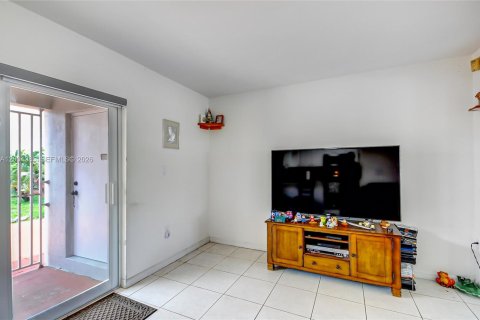 Villa ou maison à vendre à Homestead, Floride: 3 chambres, 117.43 m2 № 2068902 - photo 29