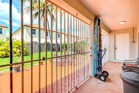 Villa ou maison à vendre à Homestead, Floride: 3 chambres, 117.43 m2 № 2068902 - photo 27