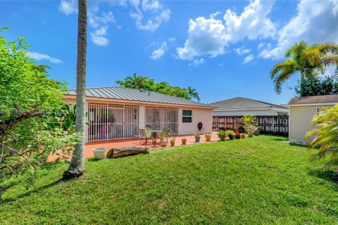 Villa ou maison à vendre à Homestead, Floride: 3 chambres, 117.43 m2 № 2068902 - photo 17