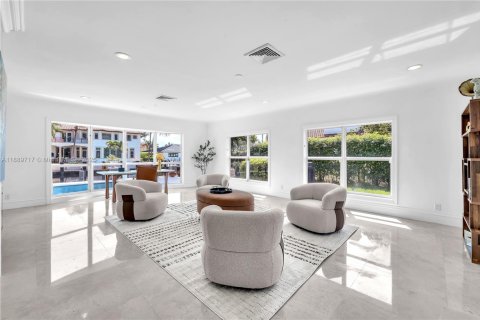 Villa ou maison à vendre à Lighthouse Point, Floride: 7 chambres, 610.83 m2 № 1947746 - photo 26