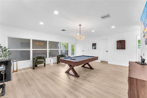 Villa ou maison à vendre à Lighthouse Point, Floride: 7 chambres, 610.83 m2 № 1947746 - photo 16