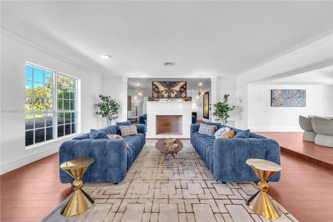Villa ou maison à vendre à Lighthouse Point, Floride: 7 chambres, 610.83 m2 № 1947746 - photo 8