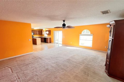 House in Kissimmee, Florida 6 bedrooms, 366.78 sq.m. № 1732803 - photo 14