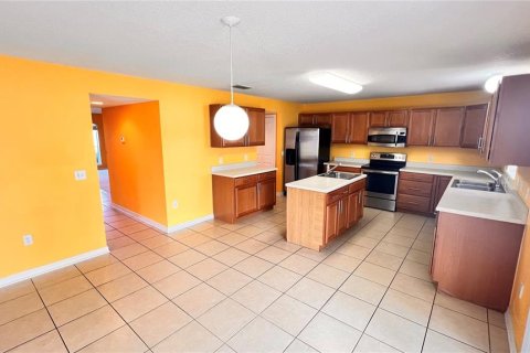 House in Kissimmee, Florida 6 bedrooms, 366.78 sq.m. № 1732803 - photo 10