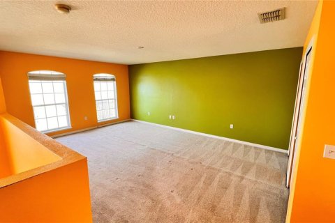 House in Kissimmee, Florida 6 bedrooms, 366.78 sq.m. № 1732803 - photo 24