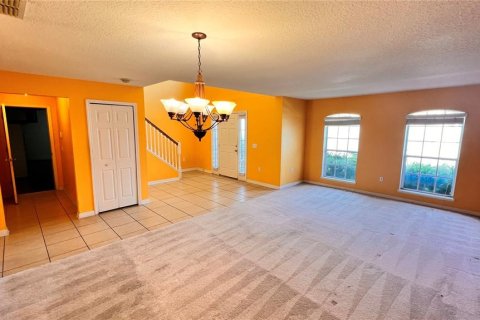 House in Kissimmee, Florida 6 bedrooms, 366.78 sq.m. № 1732803 - photo 6