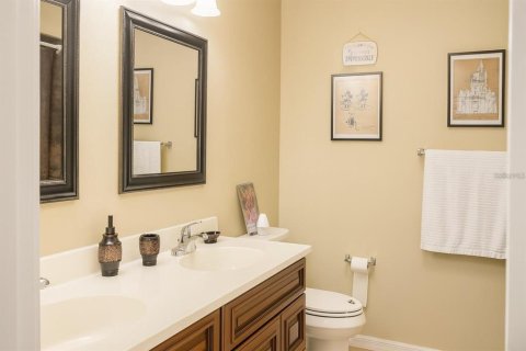 Condo in Orlando, Florida, 2 bedrooms  № 2112253 - photo 12