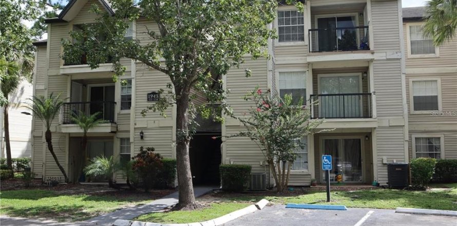 Condo in Orlando, Florida, 2 bedrooms  № 2112253