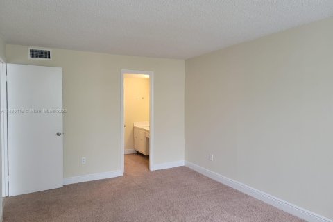 Copropriété à vendre à Miami, Floride: 1 chambre, 76.74 m2 № 1933283 - photo 7