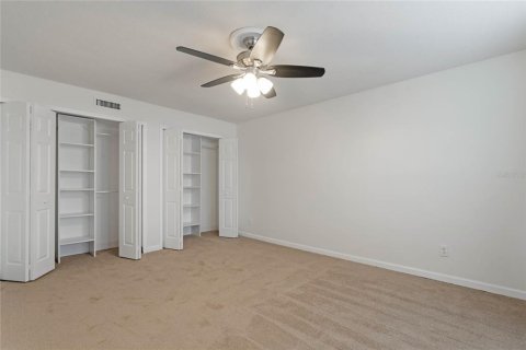 Condo in Winter Park, Florida, 2 bedrooms  № 1528601 - photo 12
