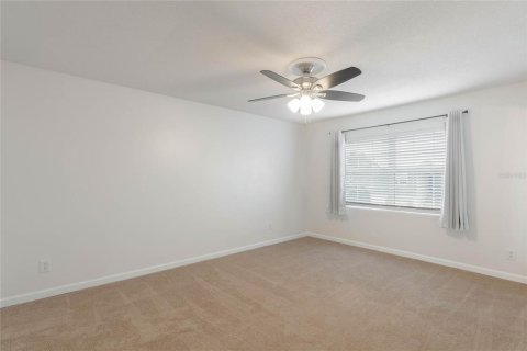 Condo in Winter Park, Florida, 2 bedrooms  № 1528601 - photo 11