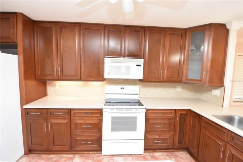 Casa en alquiler en Palm Coast, Florida, 3 dormitorios, 202.71 m2 № 1846644 - foto 17