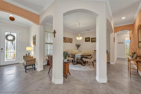 House in Port Charlotte, Florida 5 bedrooms, 277.78 sq.m. № 1882806 - photo 12