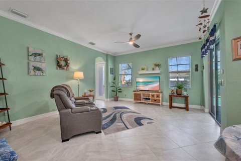 House in Port Charlotte, Florida 5 bedrooms, 277.78 sq.m. № 1882806 - photo 27