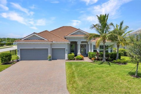 House in Port Charlotte, Florida 5 bedrooms, 277.78 sq.m. № 1882806 - photo 5