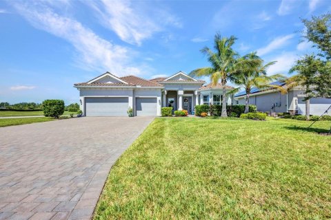 House in Port Charlotte, Florida 5 bedrooms, 277.78 sq.m. № 1882806 - photo 6