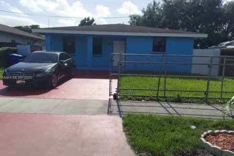 Купить виллу или дом в Холливуд, Флорида 3 спальни, 133.31м2, № 1923402 - фото 15