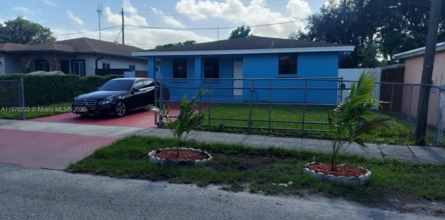 Дом в Холливуд, Флорида 3 спальни, 133.31м2 № 1923402