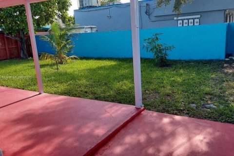 Купить виллу или дом в Холливуд, Флорида 3 спальни, 133.31м2, № 1923402 - фото 12