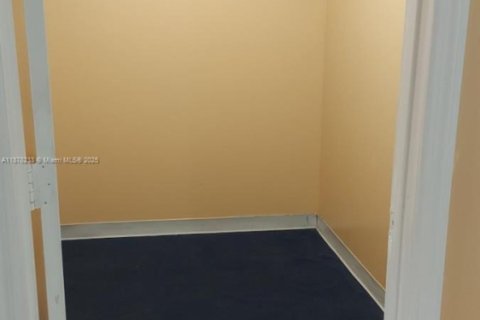 Купить виллу или дом в Холливуд, Флорида 3 спальни, 133.31м2, № 1923402 - фото 29