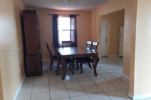 Купить виллу или дом в Холливуд, Флорида 3 спальни, 133.31м2, № 1923402 - фото 20