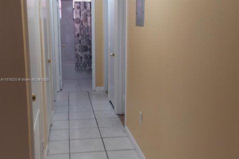 Купить виллу или дом в Холливуд, Флорида 3 спальни, 133.31м2, № 1923402 - фото 23