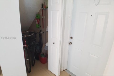 Copropriété à vendre à Tamarac, Floride: 2 chambres, 91.42 m2 № 2010486 - photo 7