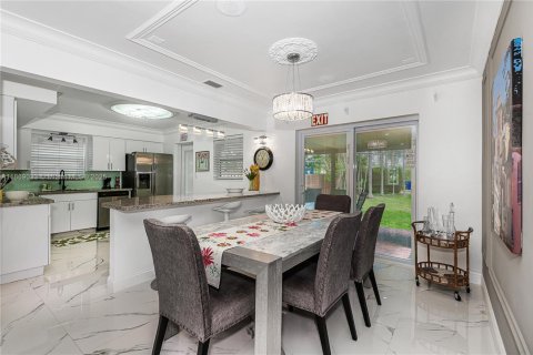 House in Hollywood, Florida 3 bedrooms № 1928366 - photo 11
