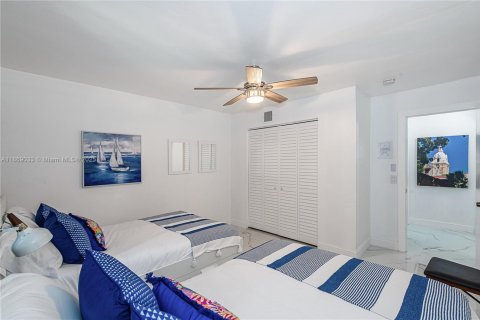 House in Hollywood, Florida 3 bedrooms № 1928366 - photo 5