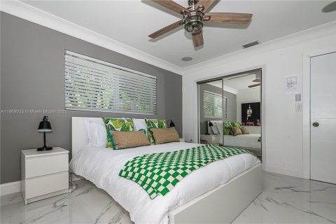 House in Hollywood, Florida 3 bedrooms № 1928366 - photo 19