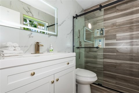 House in Hollywood, Florida 3 bedrooms № 1928366 - photo 25