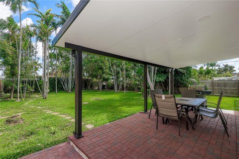 House in Hollywood, Florida 3 bedrooms № 1928366 - photo 10