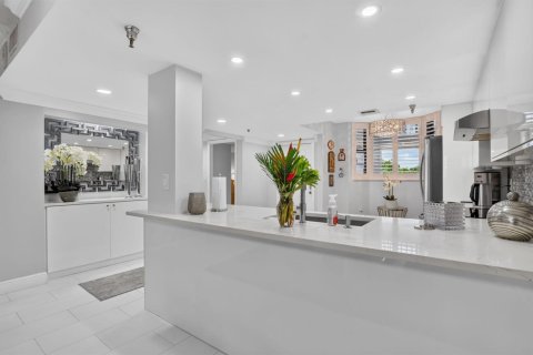 Condo in Boca Raton, Florida, 2 bedrooms  № 2378667 - photo 10