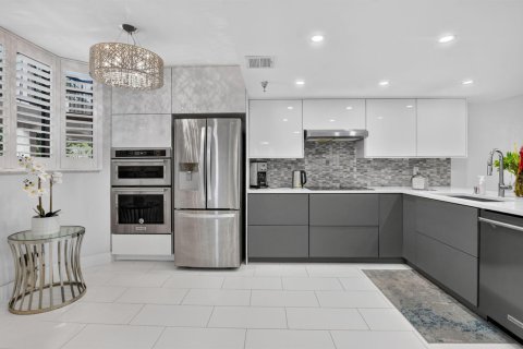 Condo in Boca Raton, Florida, 2 bedrooms  № 2378667 - photo 9