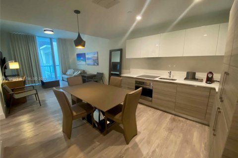 Hotel in Hollywood, Florida 1 bedroom, 67.82 sq.m. № 2077184 - photo 5