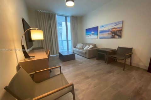 Hotel in Hollywood, Florida 1 bedroom, 67.82 sq.m. № 2077184 - photo 2