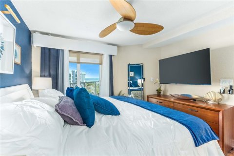 Снять в аренду кондоминиум в Сент-Питерсберг, Флорида 4 комнаты, 84.91м2, № 2290652 - фото 20