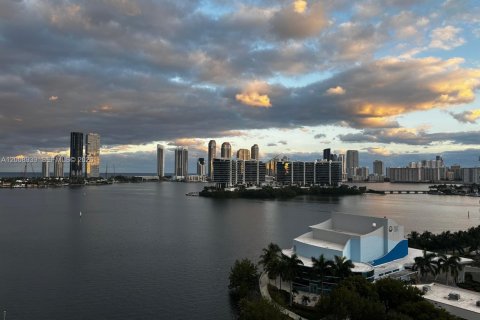 Condo in Aventura, Florida, 3 bedrooms  № 2072208 - photo 30