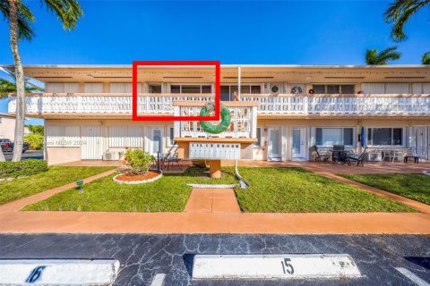 Condo in Hallandale Beach, Florida, 1 bedroom  № 1669303 - photo 24