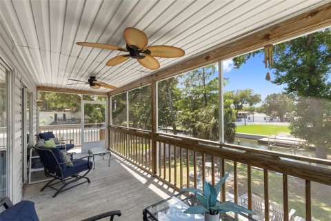 Villa ou maison à vendre à Weeki Wachee, Floride: 3 chambres, 84.73 m2 № 2234081 - photo 14
