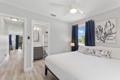 Villa ou maison à vendre à Weeki Wachee, Floride: 3 chambres, 84.73 m2 № 2234081 - photo 9
