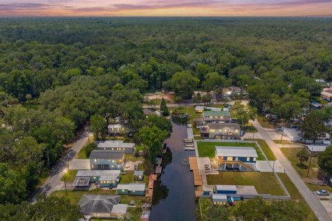 Villa ou maison à vendre à Weeki Wachee, Floride: 3 chambres, 84.73 m2 № 2234081 - photo 3