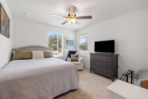 House in Tampa, Florida 3 bedrooms, 163.88 sq.m. № 1902499 - photo 20