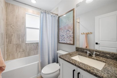 House in Tampa, Florida 3 bedrooms, 163.88 sq.m. № 1902499 - photo 18